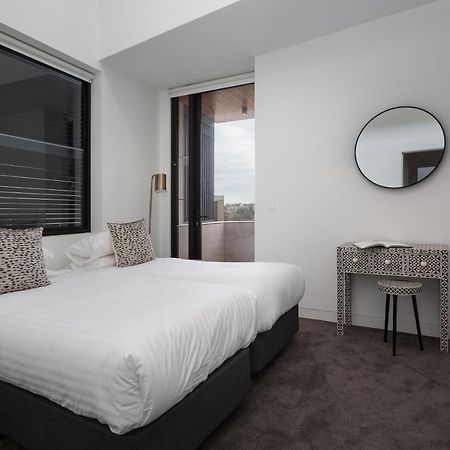 Stylish 2-Bed Apartment With Bbq Patio Near Beach سيدني المظهر الخارجي الصورة